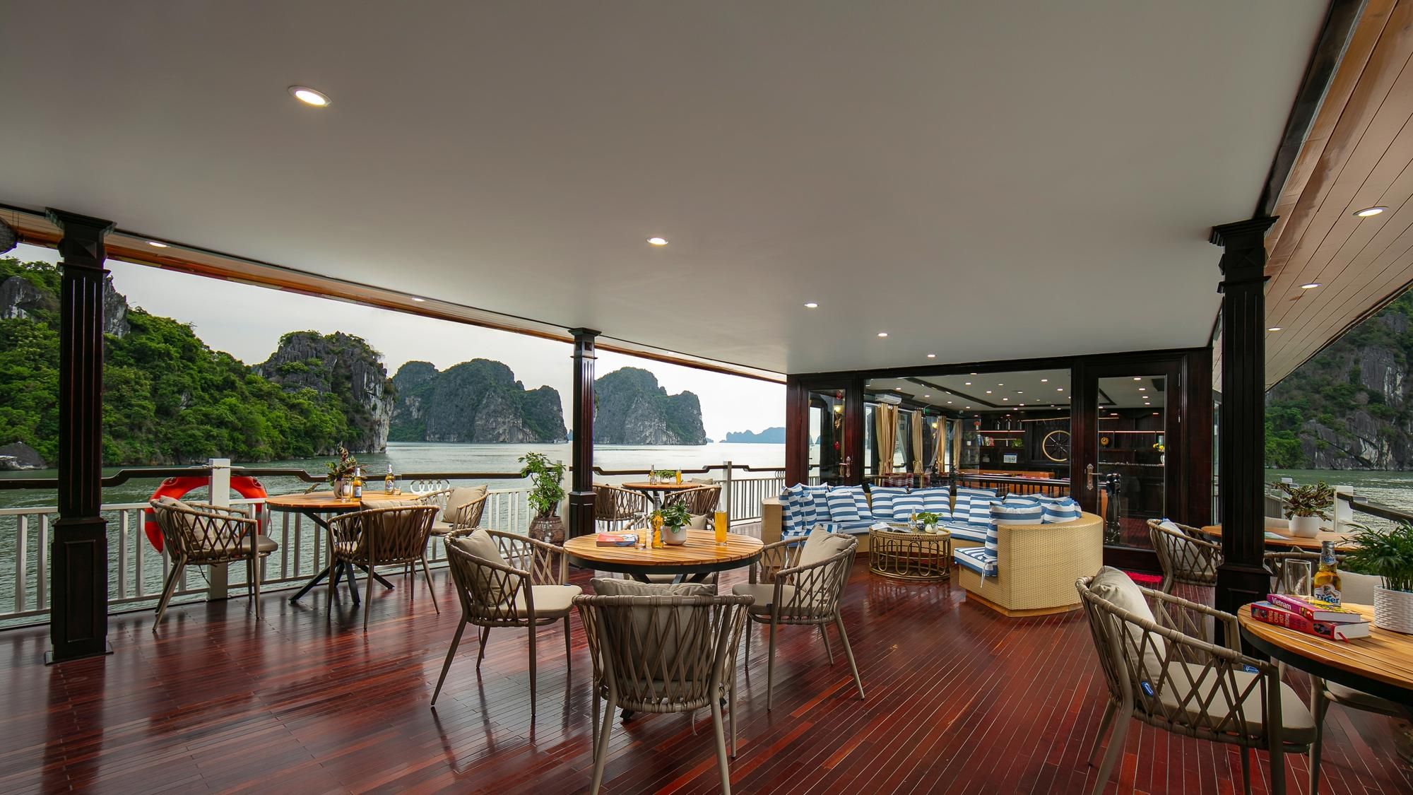 La Regina Day Cruise Halong Bay