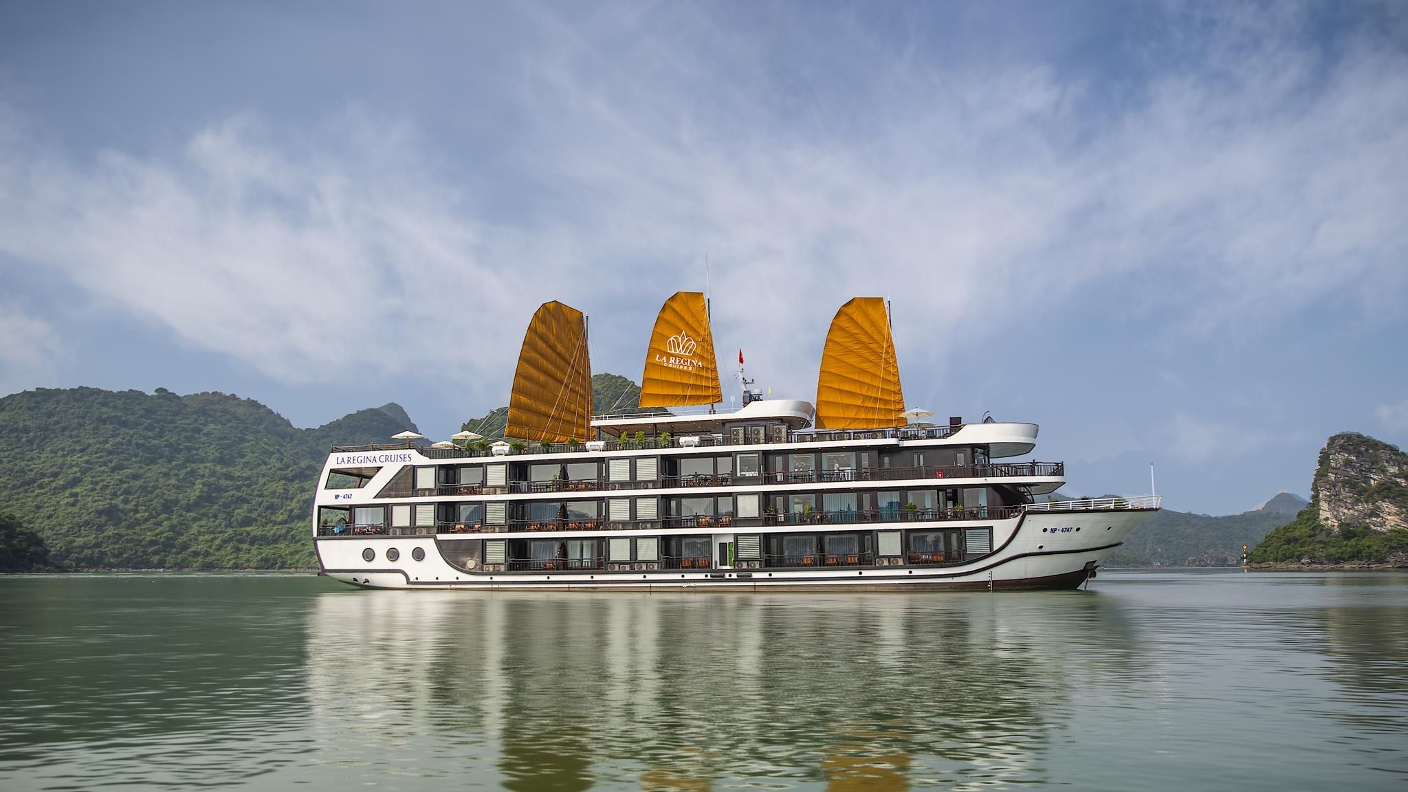 La Regina Legend Cruise in Halong and Lan Ha Bay Vietnam