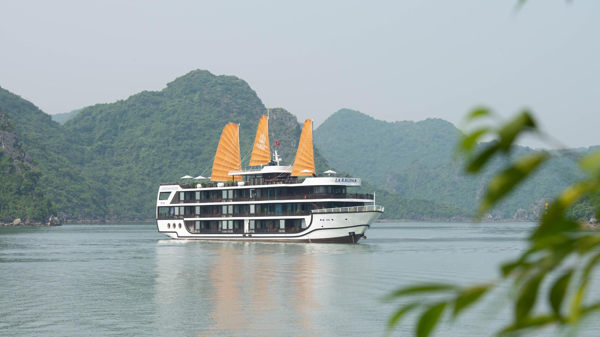 La Regina Legend Cruise in Halong and Lan Ha Bay Vietnam