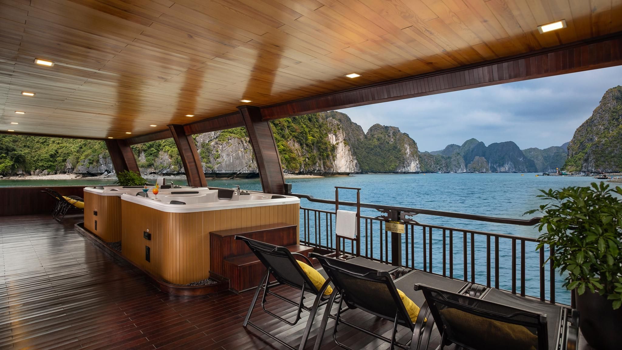 La Regina Legend Cruise in Halong and Lan Ha Bay Vietnam