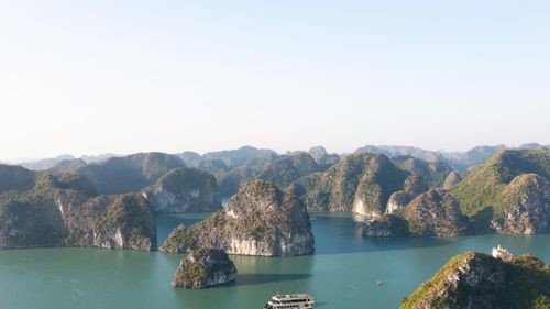 La Regina Day Cruise Halong Bay