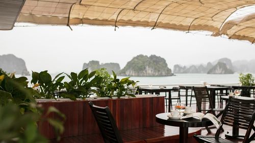 La Regina Royal Cruise in Halong and Lan Ha Bay Vietnam